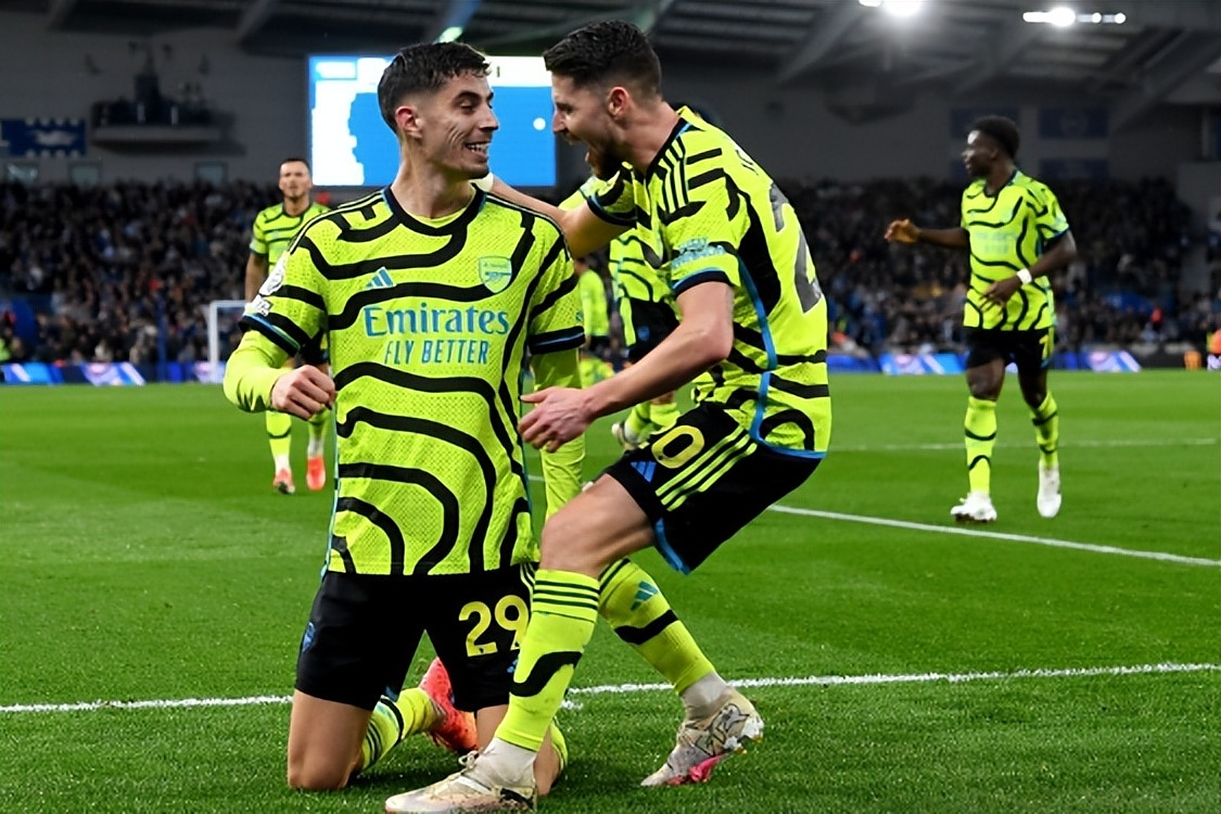 九游游戏中心包含风云突变底特律活塞关键战外线爆发,意甲版图或重绘,赛场秩序良好,阵容厚度经受考验的词条