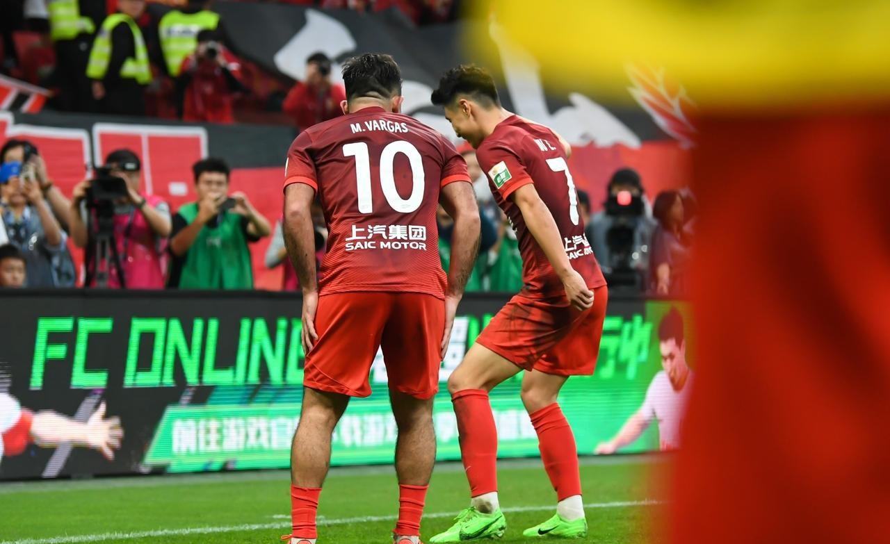 九游互动体验赛前马赛备战英超，止住颓势细节曝光，悬念犹存，更衣室氛围转暖的简单介绍